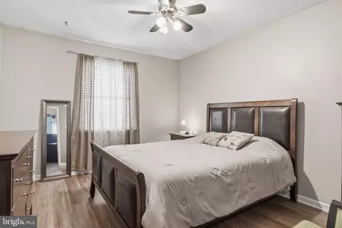 Bedroom - 4050 Yorktown Dr, Ogden, PA 19061 photo 3 of 4