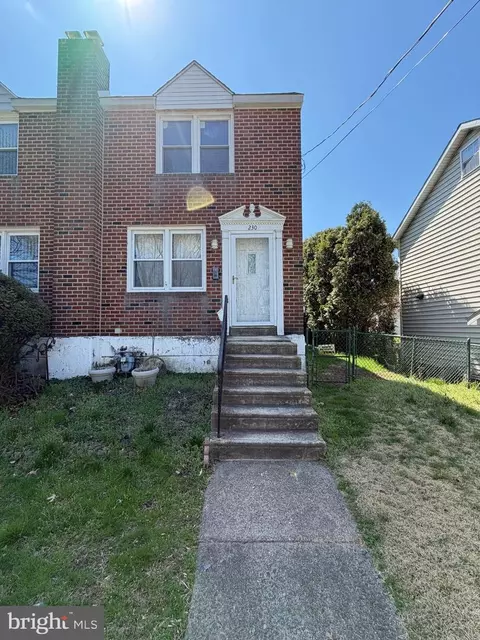230 N Diamond St, Clifton Heights, PA 19018