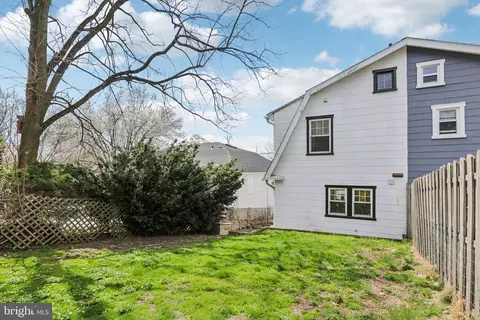 Exterior - 205 N Aberdeen Ave, Wayne, PA 19087 photo 6 of 9