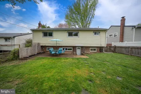 349 Glen Gary Dr, Havertown, PA 19083