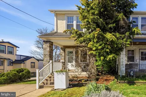 7864 Beverly Blvd, Darby, PA 19082