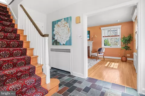 Entry Way - 242 N Rolling Rd, Springfield, PA 19064 photo 1 of 3