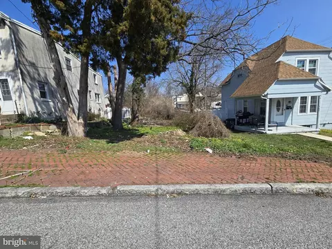 304 9th, Brookhaven, PA 19015