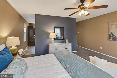 Bedroom - 214 Bridge Rd, Ogden, PA 19061 photo 4 of 6