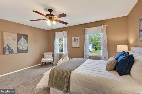 Bedroom - 214 Bridge Rd, Ogden, PA 19061 photo 3 of 6