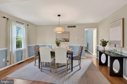 Dining - 214 Bridge Rd, Ogden, PA 19061 photo 1 of 4