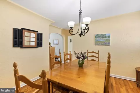 Dining - 1001 Primos Ave, Secane, PA 19018 photo 2 of 2