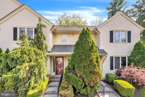 116 Montrose Ave #O, Bryn Mawr, PA 19010