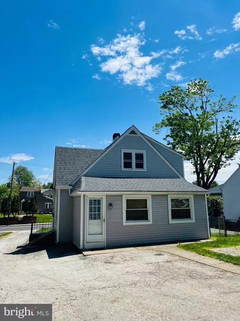 114 S Bishop Ave, Springfield, PA 19064