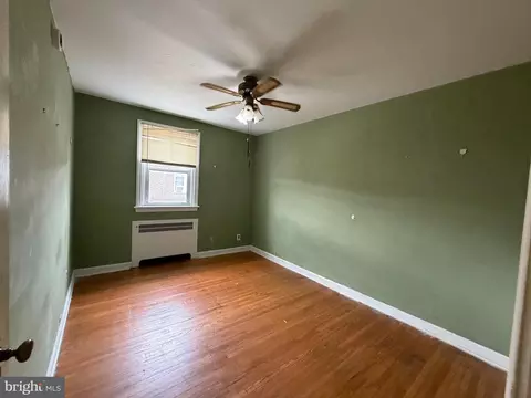 Bedroom - 225 Wingate Rd, Darby, PA 19082 photo 2 of 2