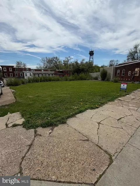 834 Main, Darby, PA 19023