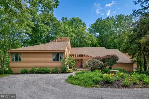 14 Buttonwood Dr, Chadds Ford, PA 19317
