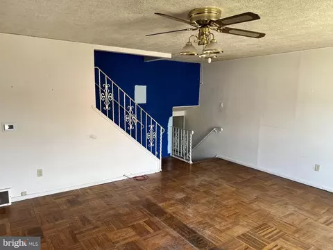 Living - 105 Fronefield Ave, Linwood, PA 19061 photo 2 of 2