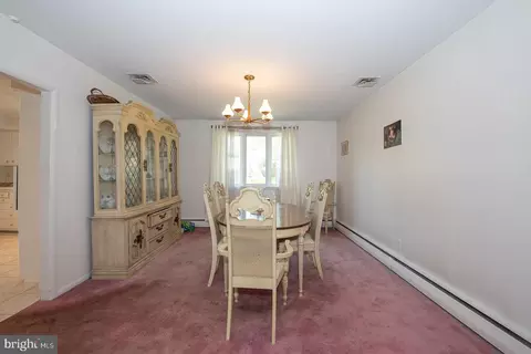 Dining - 1000 Beech Rd, Wallingford, PA 19086 photo 1 of 2