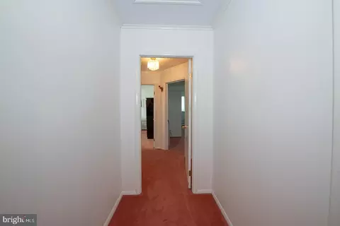 Entry Way - 1000 Beech Rd, Wallingford, PA 19086 photo 7 of 10