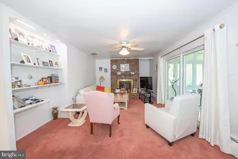 Living - 1000 Beech Rd, Wallingford, PA 19086 photo 3 of 6