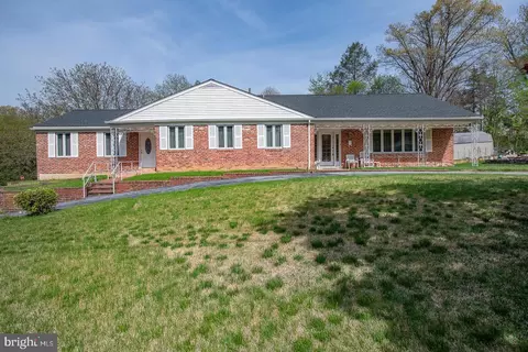 Exterior - 1000 Beech Rd, Wallingford, PA 19086 photo 2 of 13