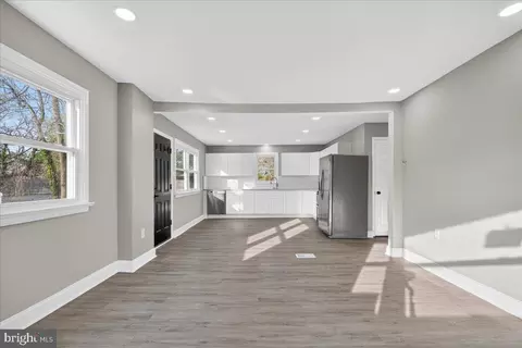 538 Pershing Ave, Darby, PA 19023