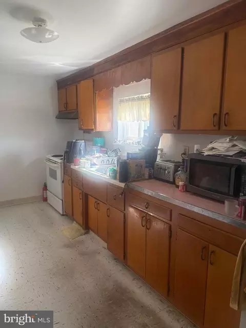 Kitchen - 5 Ardmore Ave, Darby, PA 19082 photo 3 of 3