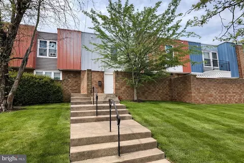 1340 W 7th St, Chester, PA 19013