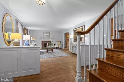 Entry Way - 421 Saint Davids Rd, Wayne, PA 19087 photo 1 of 6