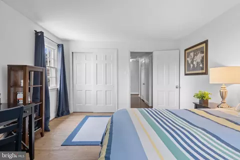 Bedroom - 421 Saint Davids Rd, Wayne, PA 19087 photo 4 of 6