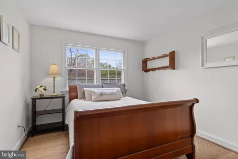 Bedroom - 421 Saint Davids Rd, Wayne, PA 19087 photo 6 of 6