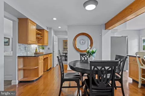 Dining - 421 Saint Davids Rd, Wayne, PA 19087 photo 3 of 5