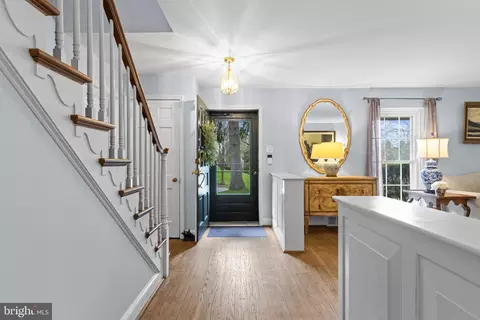 Entry Way - 421 Saint Davids Rd, Wayne, PA 19087 photo 2 of 6