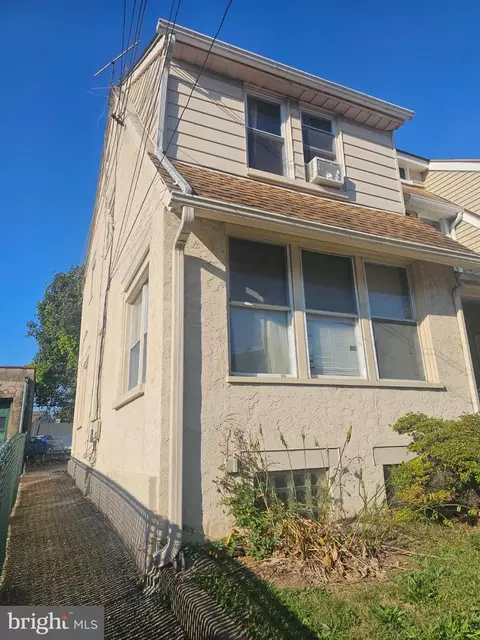 40 N Penn St, Aldan, PA 19018