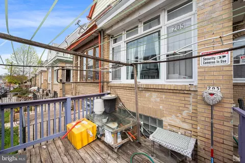 Exterior - 205 Wembly Rd, Darby, PA 19082 photo 2 of 3