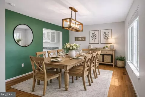 Dining - 4016 Washington Dr, Ogden, PA 19061 photo 1 of 1