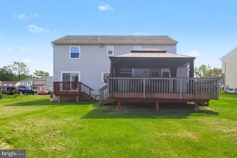 Exterior - 4016 Washington Dr, Ogden, PA 19061 photo 7 of 9