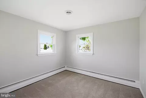 Bedroom - 416 Dutton St, Chichester, PA 19014 photo 3 of 3