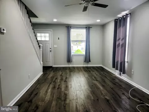 Living - 630 Taylor Ave, Linwood, PA 19061 photo 2 of 3