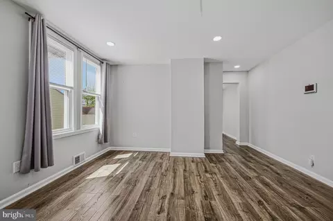 Entry Way - 630 Taylor Ave, Linwood, PA 19061 photo 5 of 6