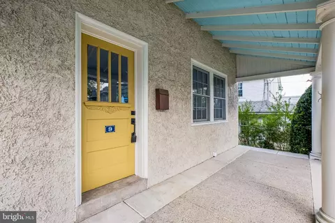 Exterior - 9 Doyle Rd, Wayne, PA 19087 photo 2 of 7
