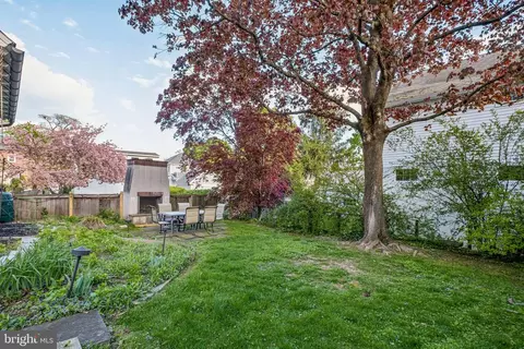 Exterior - 9 Doyle Rd, Wayne, PA 19087 photo 4 of 7