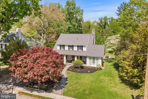 Exterior - 401 N Rolling Rd, Springfield, PA 19064 photo 22 of 23