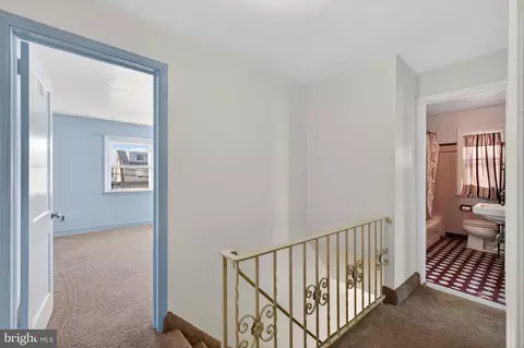 Entry Way - 230 Windsor Ave, Darby, PA 19082 photo 4 of 4