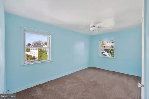 Bedroom - 230 Windsor Ave, Darby, PA 19082 photo 6 of 7