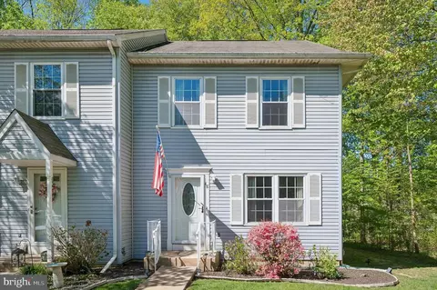 48 Andrews Ct, Aston, PA 19014