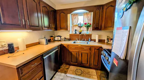 Kitchen - 89 Worrell, Springfield, PA 19064 photo 3 of 3