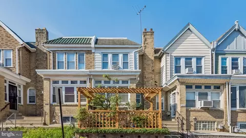 246 Wembly Rd, Darby, PA 19082