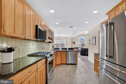 962 Edwards Dr, Springfield, PA 19064 photo 7