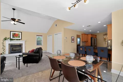962 Edwards Dr, Springfield, PA 19064 photo 13