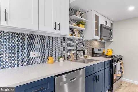 Kitchen - 3320 W 3rd St, Marcus Hook, PA 19061 photo 5 of 6