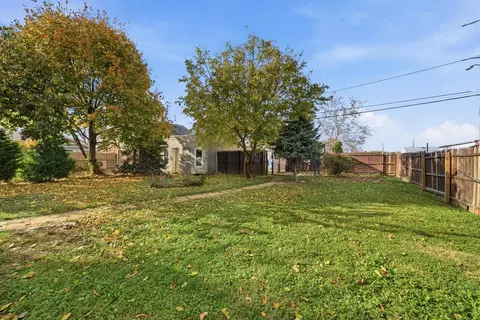 Exterior - 3320 W 3rd St, Marcus Hook, PA 19061 photo 3 of 8
