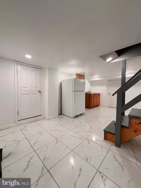 817 W 11th St, Chester, PA 19013