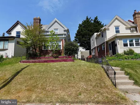 233 W Albemarle Ave, Lansdowne, PA 19050